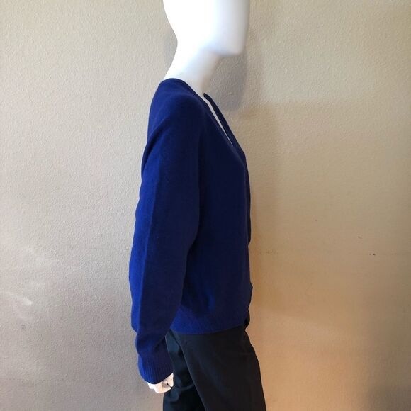 Vince Deep V-Neck Blue Cashmere Sweater - Picture 5 of 8